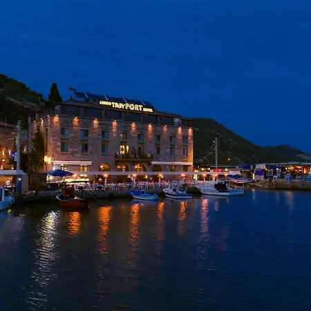 Assos Troy Port Hotel *