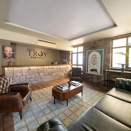 Assos Troy Port Hotel *